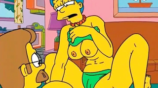 Marge Simpson trưởng thành con điếm