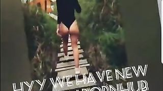 Cô gái Instagram ấm áp Đăng video Xxx tự làm đầu tiên của mình trên PornHub :)