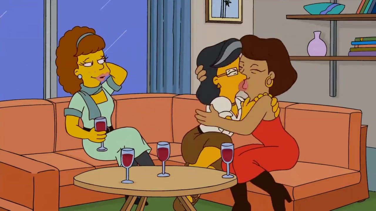 Lesbian The Simpsons Porn - The Simpsons - 3 Lezzies Moms Smooching - Extended Super-Hot Episode
